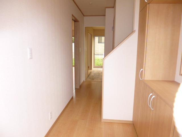 Same specifications photos (Other introspection)