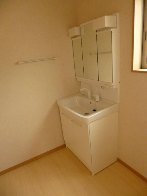 Same specifications photos (Other introspection)