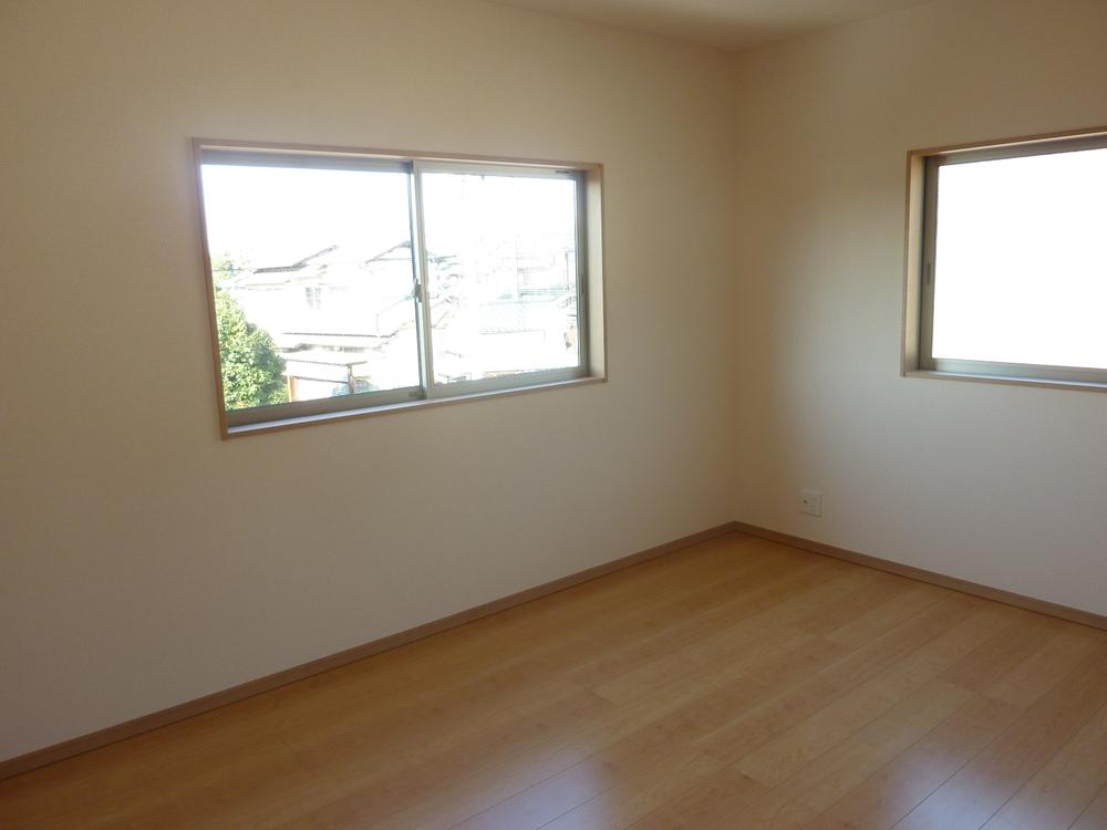 Non-living room. Local (11 May 2013) Shooting