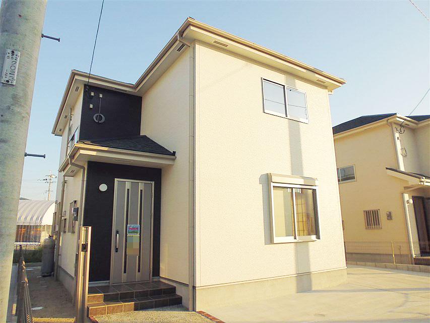 Local appearance photo. Local photo (2013 September 28, 2008)