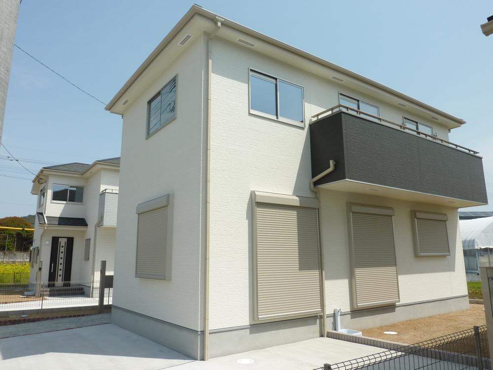 Local appearance photo