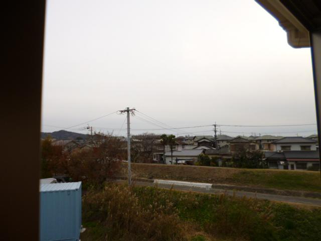 View photos from the dwelling unit. View from the site (December 2013) Shooting