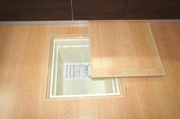 Same specifications photos (Other introspection). (Building 2) same specification