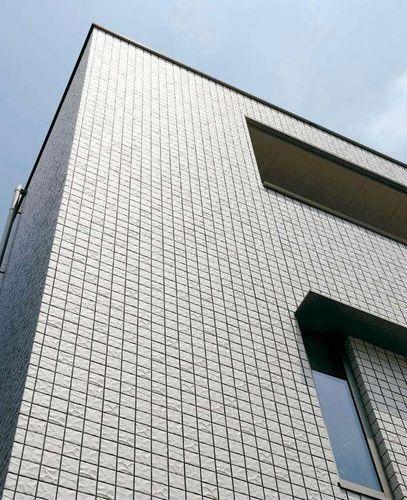 Other local. Kira Tech tile whole surface tension