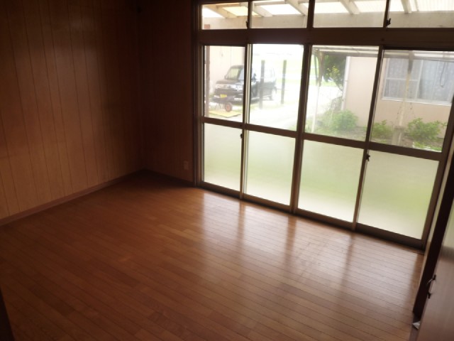 Other room space. Western style room