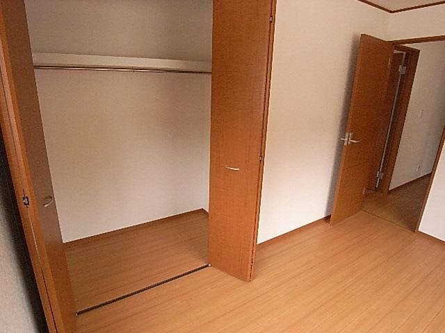 Receipt. The photograph is a property of the same manufacturer and construction