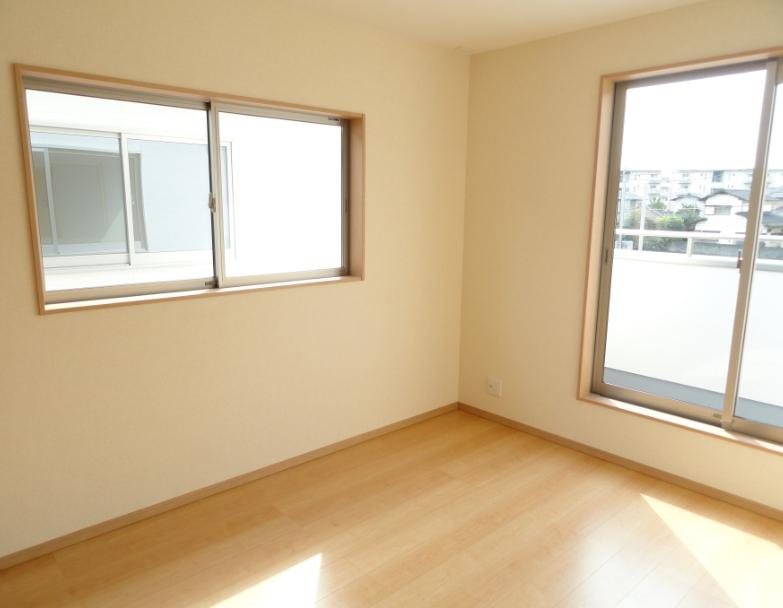 Other.  ☆ Image is a photograph at the time of completion ☆