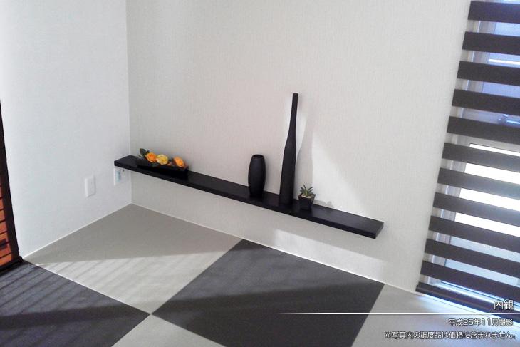 Non-living room.  [-] [Introspection Photo] 2013 November shooting  ※ Furniture in the photo are not included in the price.