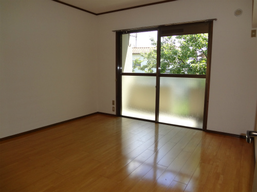 Other room space. 2 Kaiyoshitsu