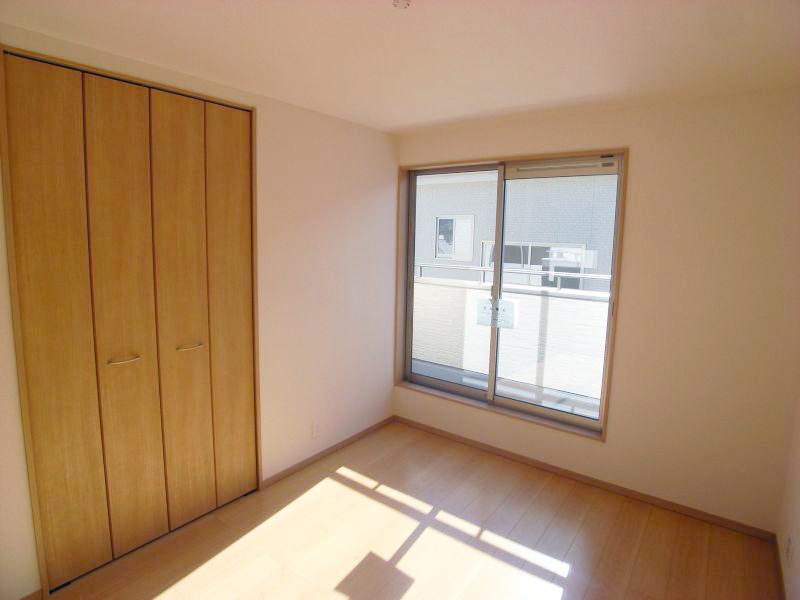 Other introspection. Building 2 Western style room