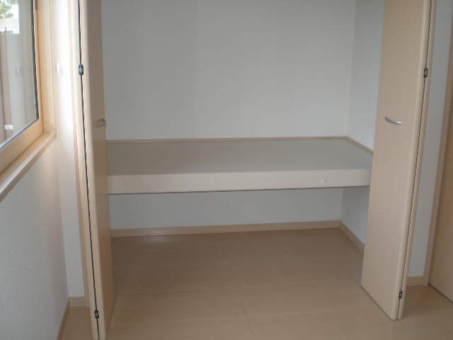 Receipt. Storage space plenty