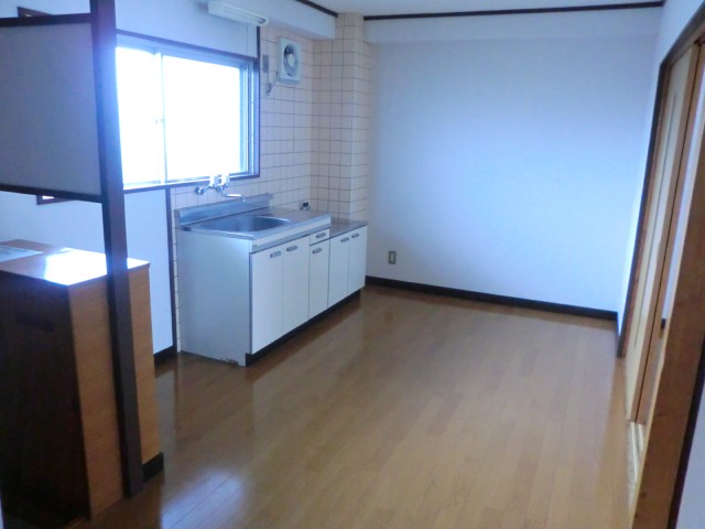 Other room space. dining kitchen