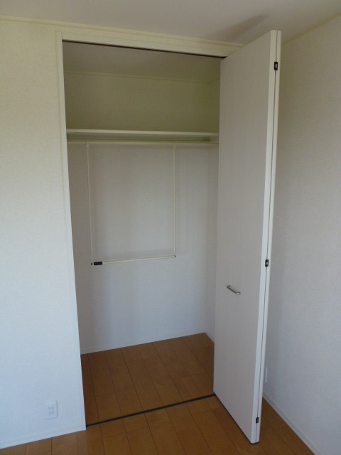 Receipt. Enter a lot of storage