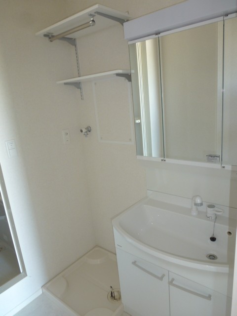 Other room space. Convenient to many shelf ☆