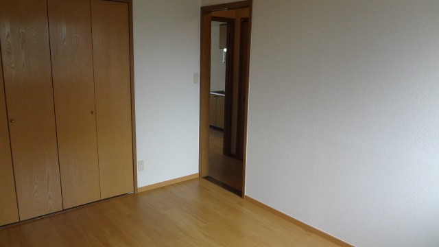 Other room space. It is the north side of the room