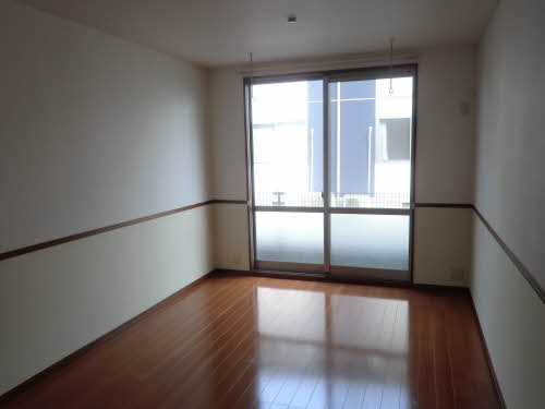 Living and room. C102