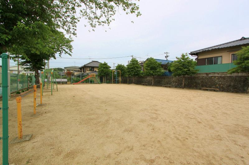 park. Taga 321m to one district park