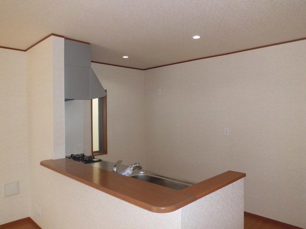 Kitchen. There the entire storage space