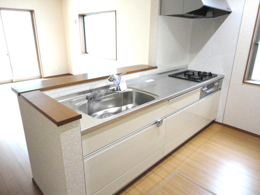 Kitchen. Kitchen is a system kitchen of face-to-face