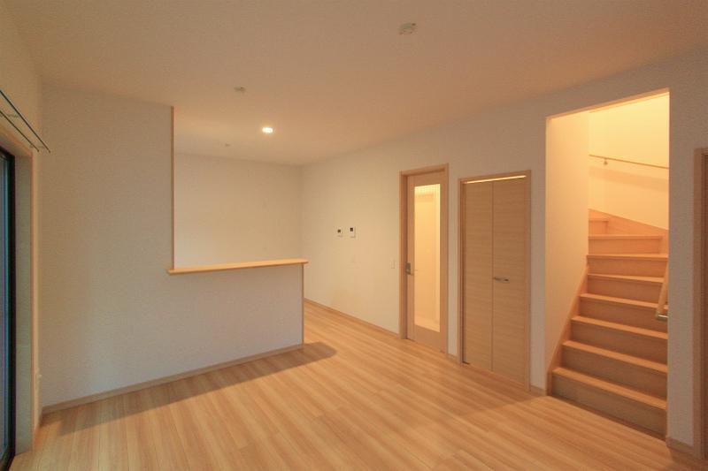 Living. 2013 September 2 shooting