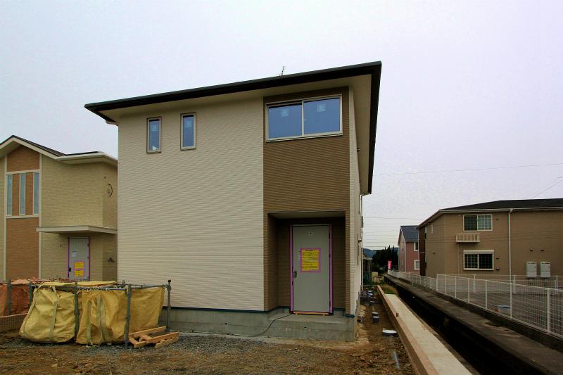 Local appearance photo. 2013 December 17, shooting No. 7 land