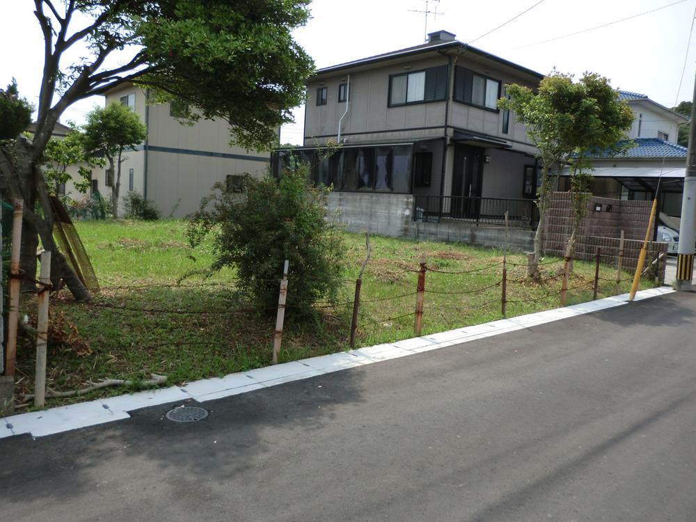 Local photos, including front road