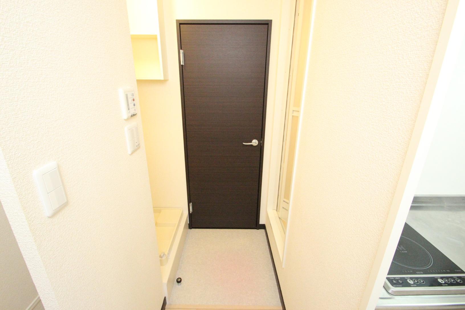 Other room space. With dressing room