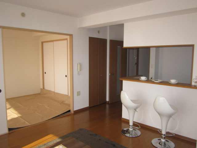 Living and room. Ogori Tokuyu fare mediation free of charge ※ Photo at the time of installation No. 505 model room