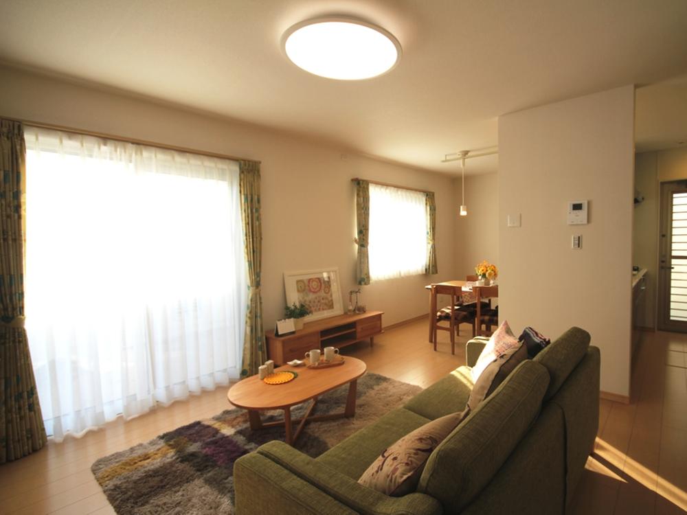 Living (November 2013) Shooting