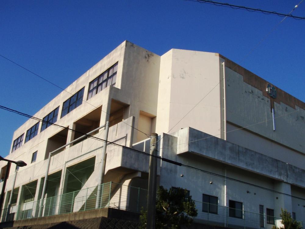 Junior high school. Ogori City 2159m to stand Mikuni junior high school