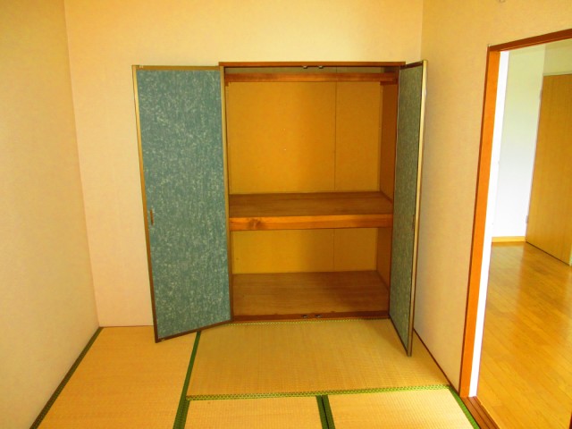 Other room space