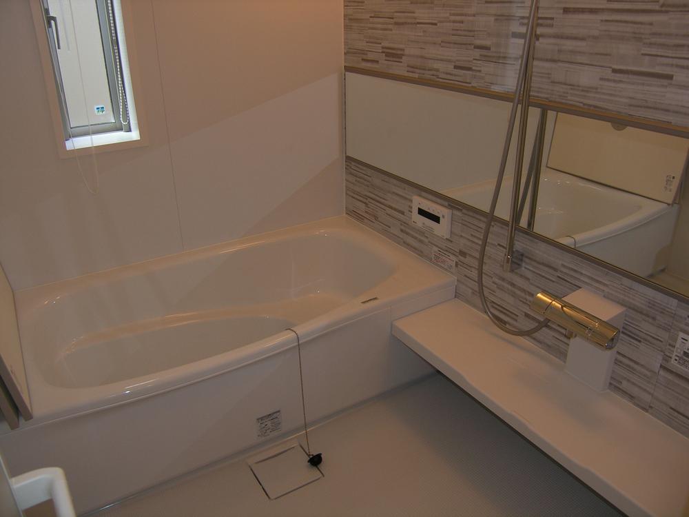 Other Equipment. Or it had a spacious 1.25 pyeong type hot Karari floor, Easy to clean