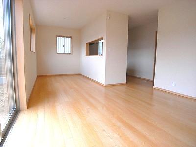 Same specifications photos (living)