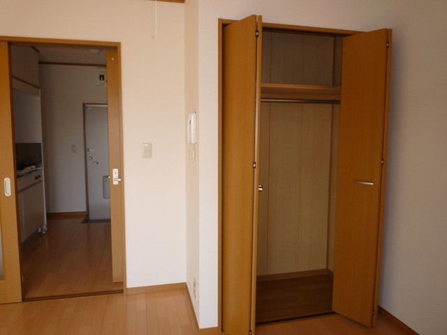 Receipt. With closet