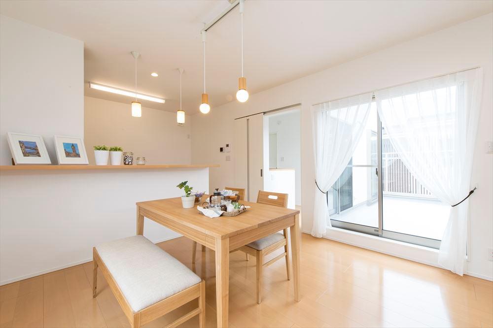 Other introspection. Workplace mama cute pendant type lighting