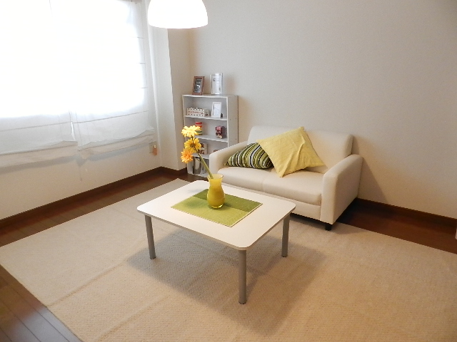 Other room space. Western-style 5 Pledge There is a wide storage