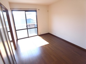 Living and room. Western-style (dedicated garden side)