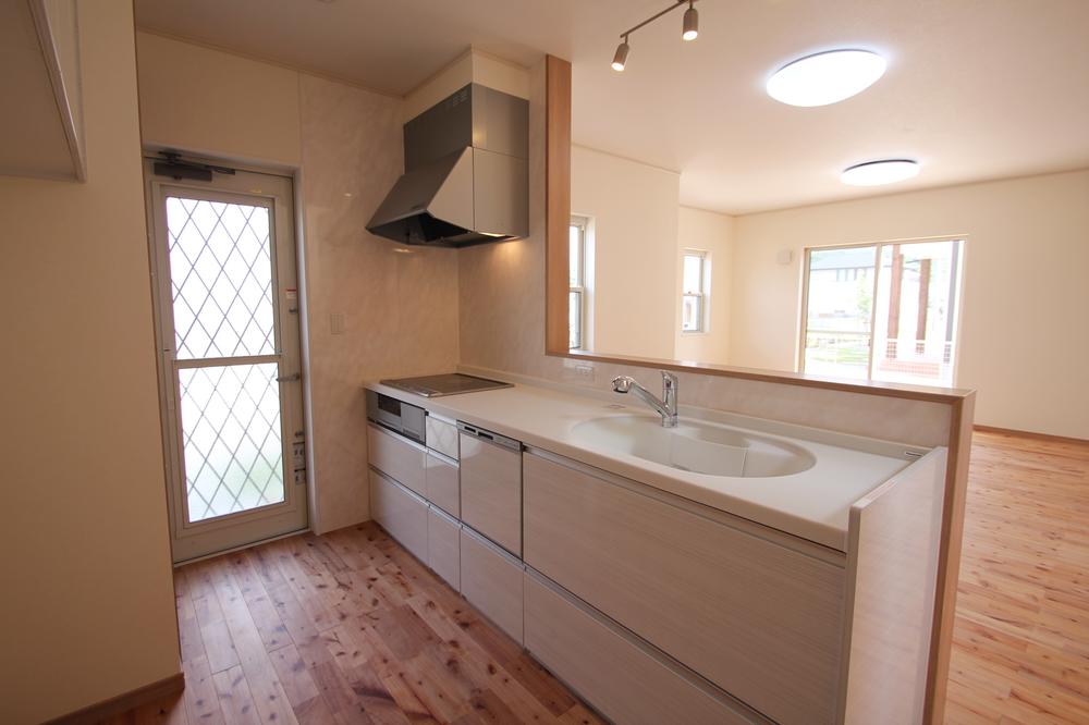 Living. Indoor (11 May 2012) shooting With dishwasher