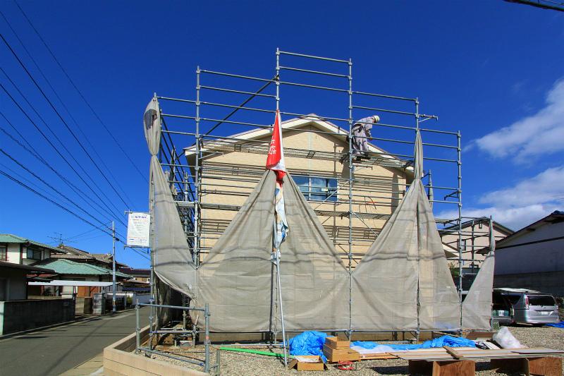 Local photos, including front road. 2013 October 22, shooting