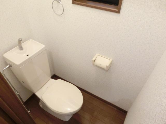 Toilet