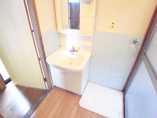 Washroom. All necessary things can be found in room