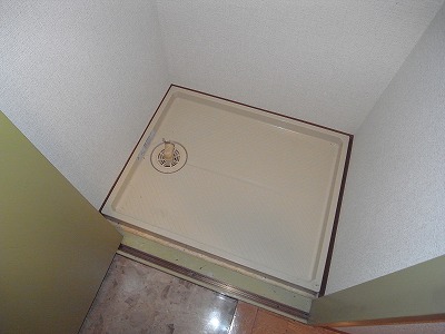 Other Equipment. Laundry Area to pat the room