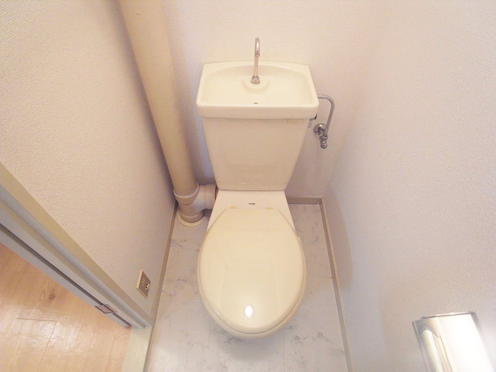 Toilet. Loose toilet time is also possible of toilet time hurry