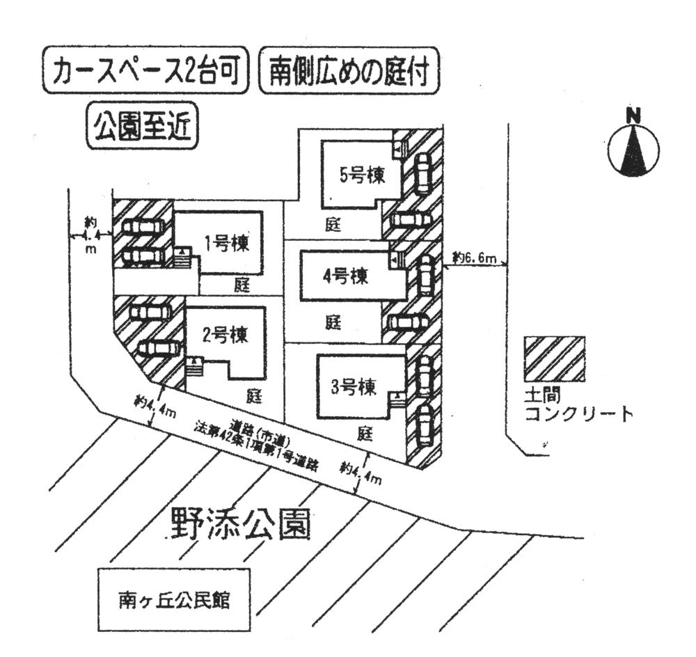 The entire compartment Figure. layout drawing Three-way corner lot front road 4.4 ~ 6.6m on public roads Two secure parking spaces all building