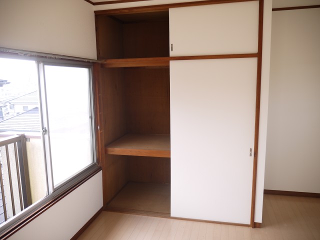 Receipt. Plenty of storage