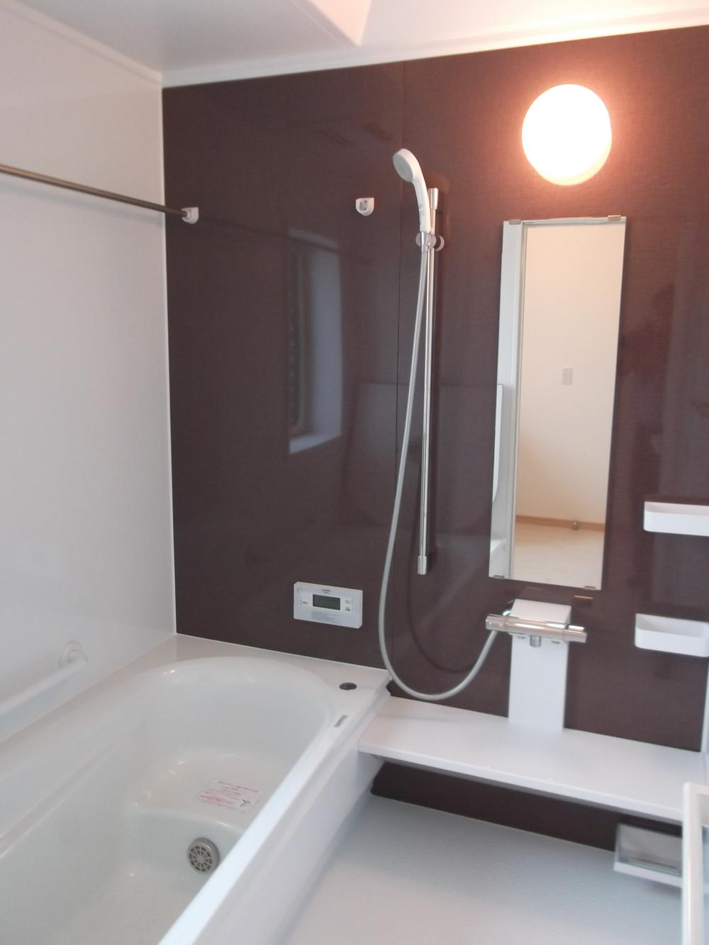 Bathroom. Bath, Bathtub hot water is cold hard thermos tub Features, Adopted TOTO Sazana (55 city blocks 7-10)