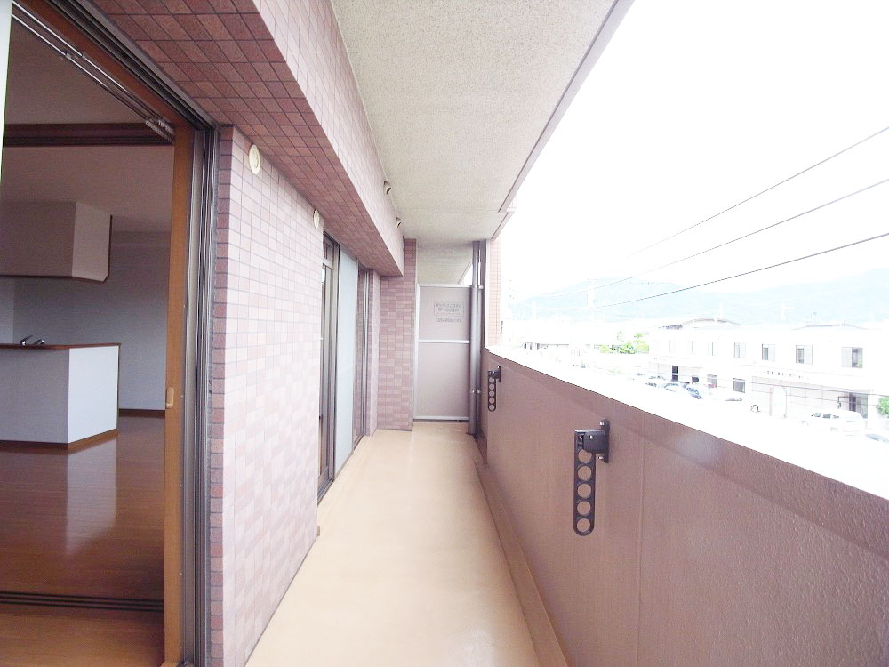 Balcony. Balcony with a wide enough in the southeast direction