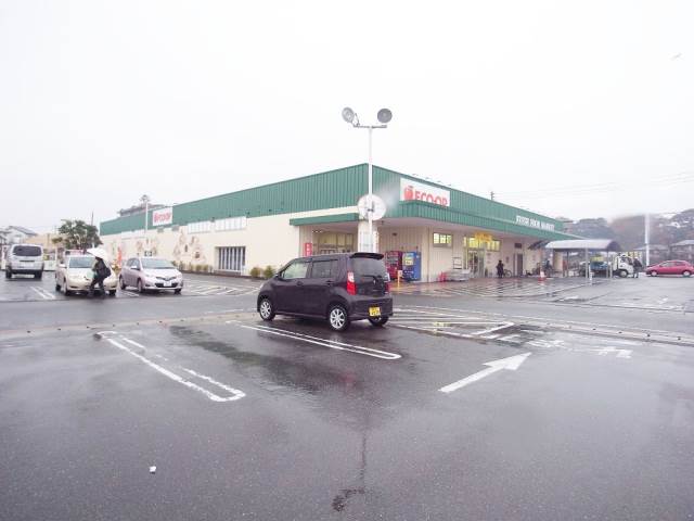 Supermarket. Efukopu Onojo store up to (super) 132m