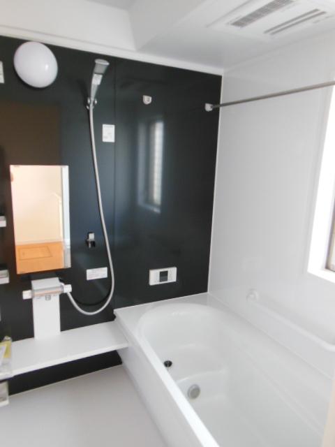 Bathroom. Indoor (September 2013) Shooting