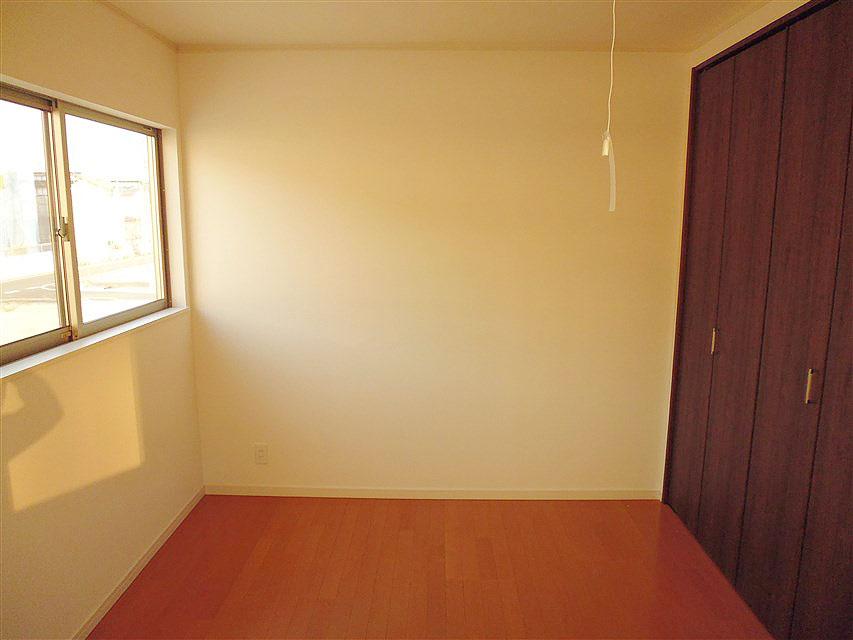 Non-living room. Akarui 2 Kaiyoshitsu